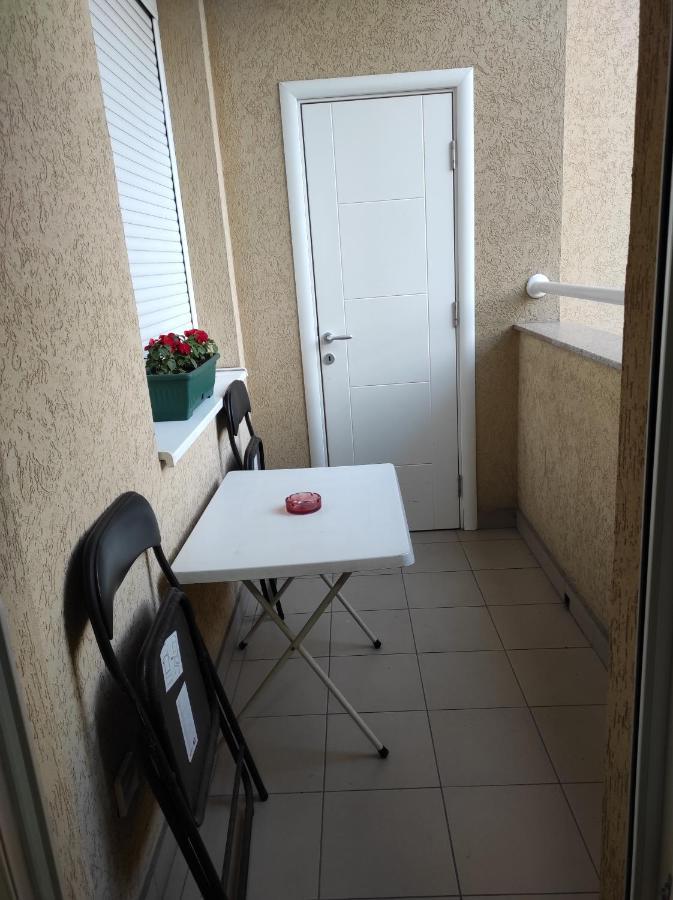 Apartman Marina Sa Garazom Novi Sad Luaran gambar