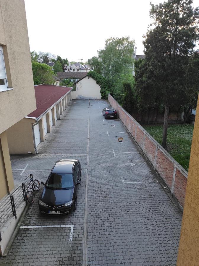 Apartman Marina Sa Garazom Novi Sad Luaran gambar