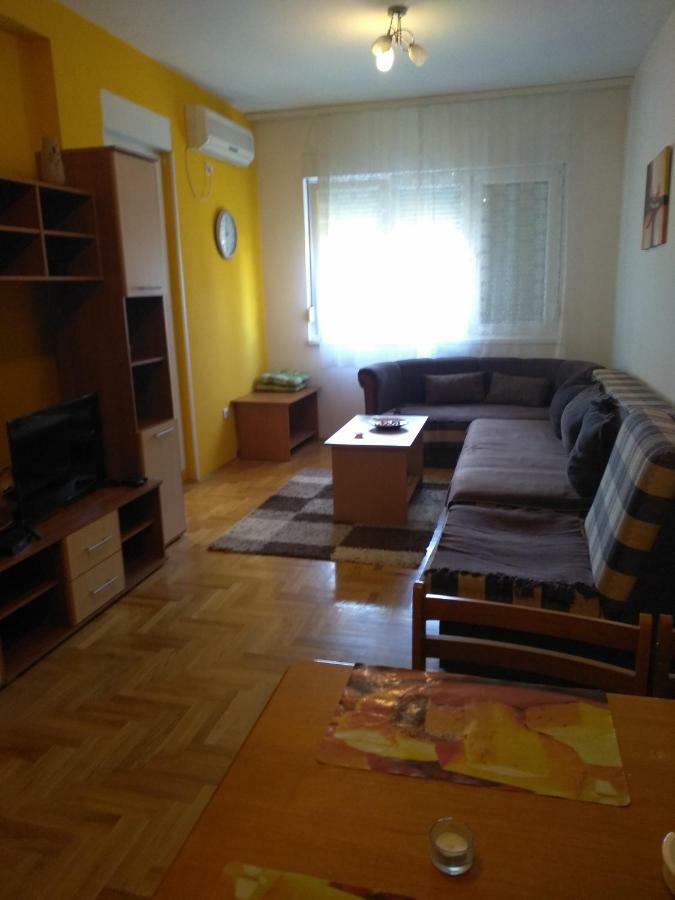 Apartman Marina Sa Garazom Novi Sad Luaran gambar