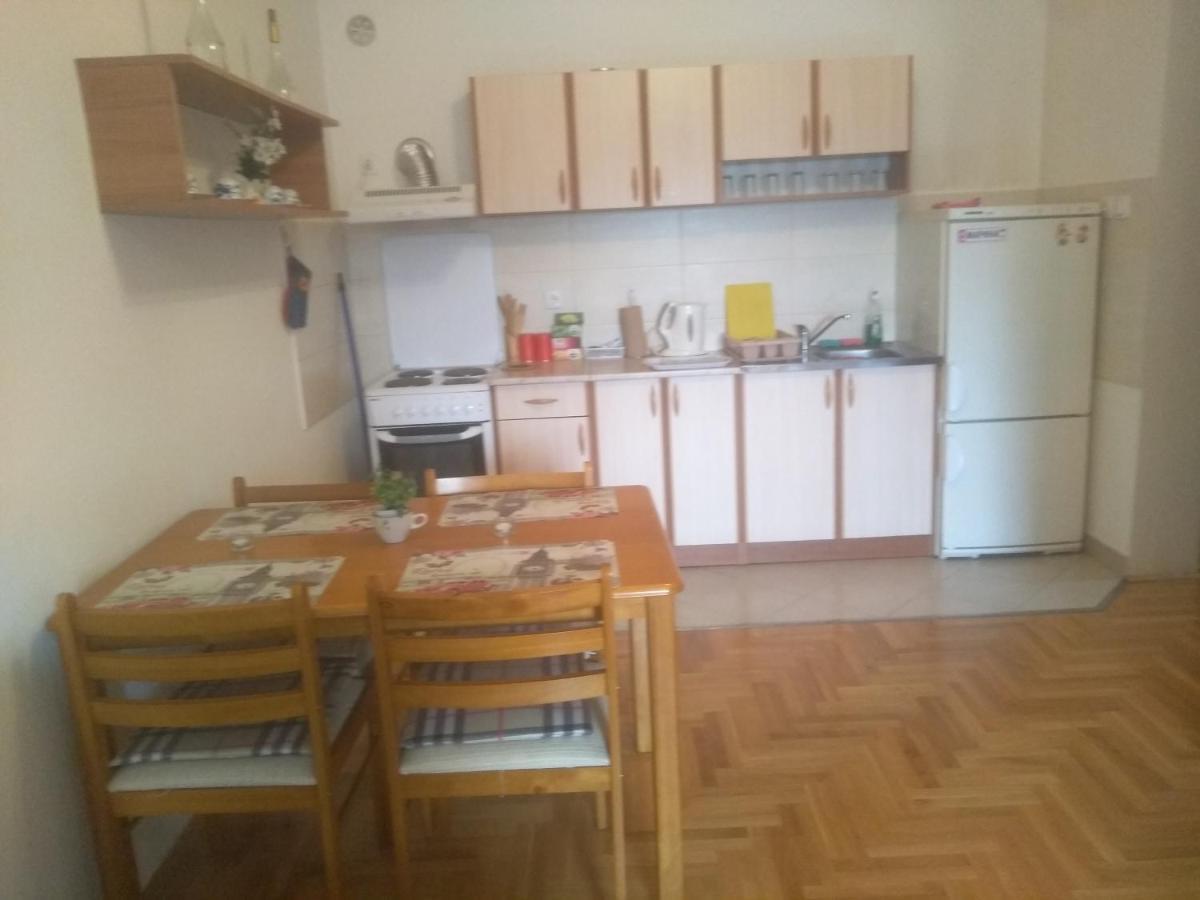 Apartman Marina Sa Garazom Novi Sad Luaran gambar